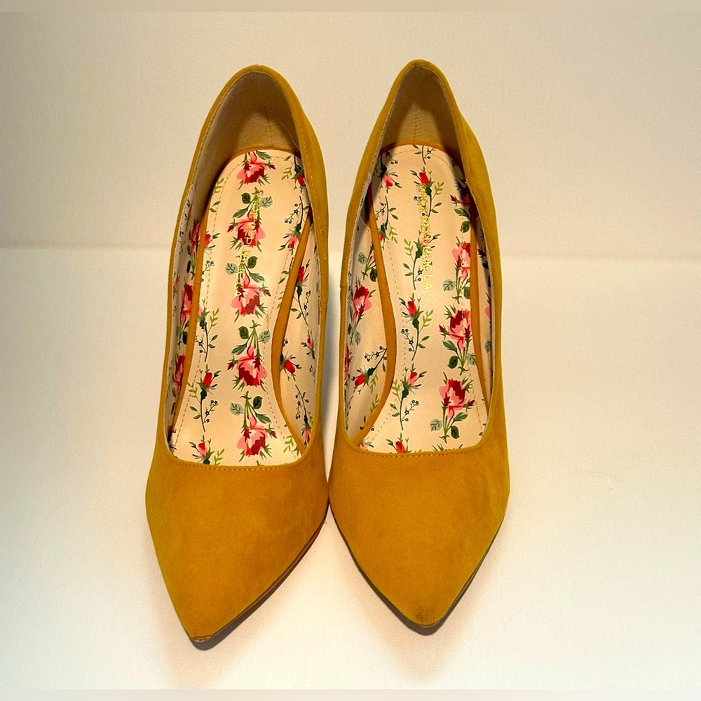 🌼 SHOE REPUBLIC LA YELLOW FAUX SUADE! 🔥 US SIZE 11.🤩
